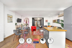 Large 2 Bedroom Warehouse Apartment Short Term Rental & Flexible Renting Hoxton With Free Wi-Fi